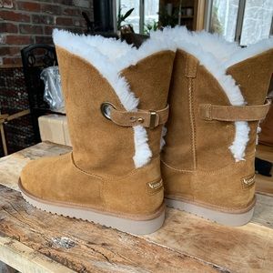 NEW Koolaburra by Ugg